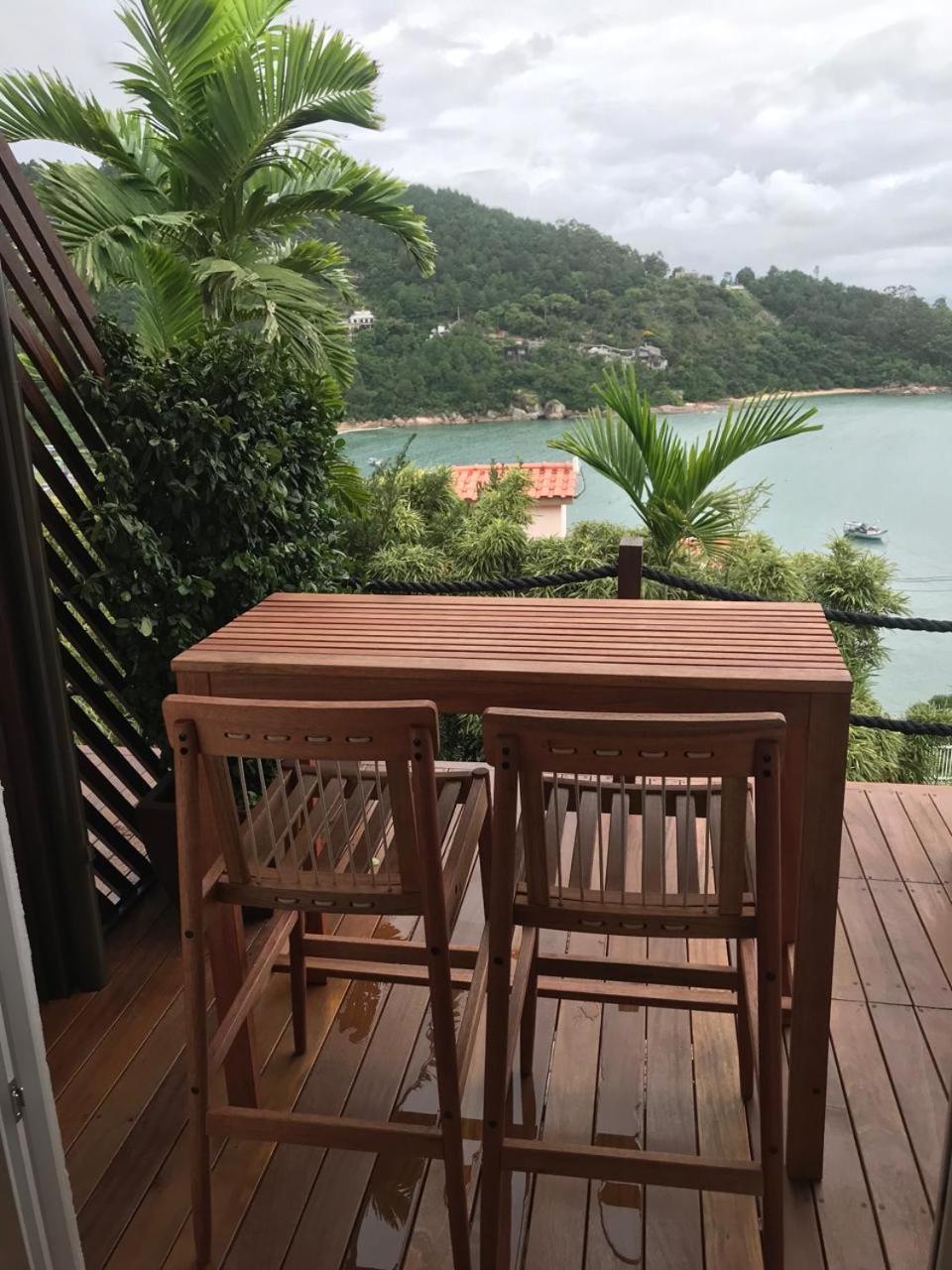 Mar De Bougainville Governador Celso Ramos Buitenkant foto